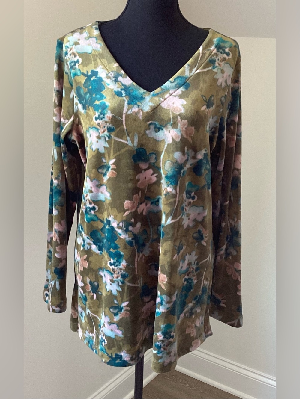 Pure Jill Floral V Neck Tunic Top Medium Boho Cottagecore Soft Feminine